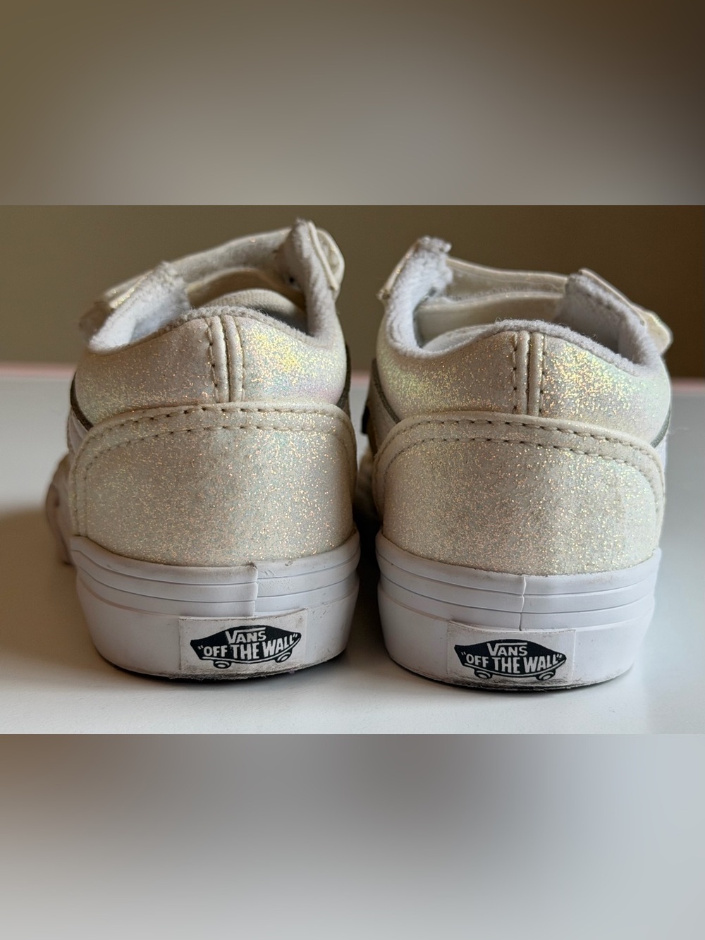Vans Old Skool V White Iridescent Glitter Shoes Toddler Size 7 Hook & Loop - Picture 5 of 7
